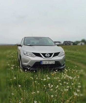 Nissan Qashqai cena 49000 przebieg: 66000, rok produkcji 2014 z Nisko małe 56